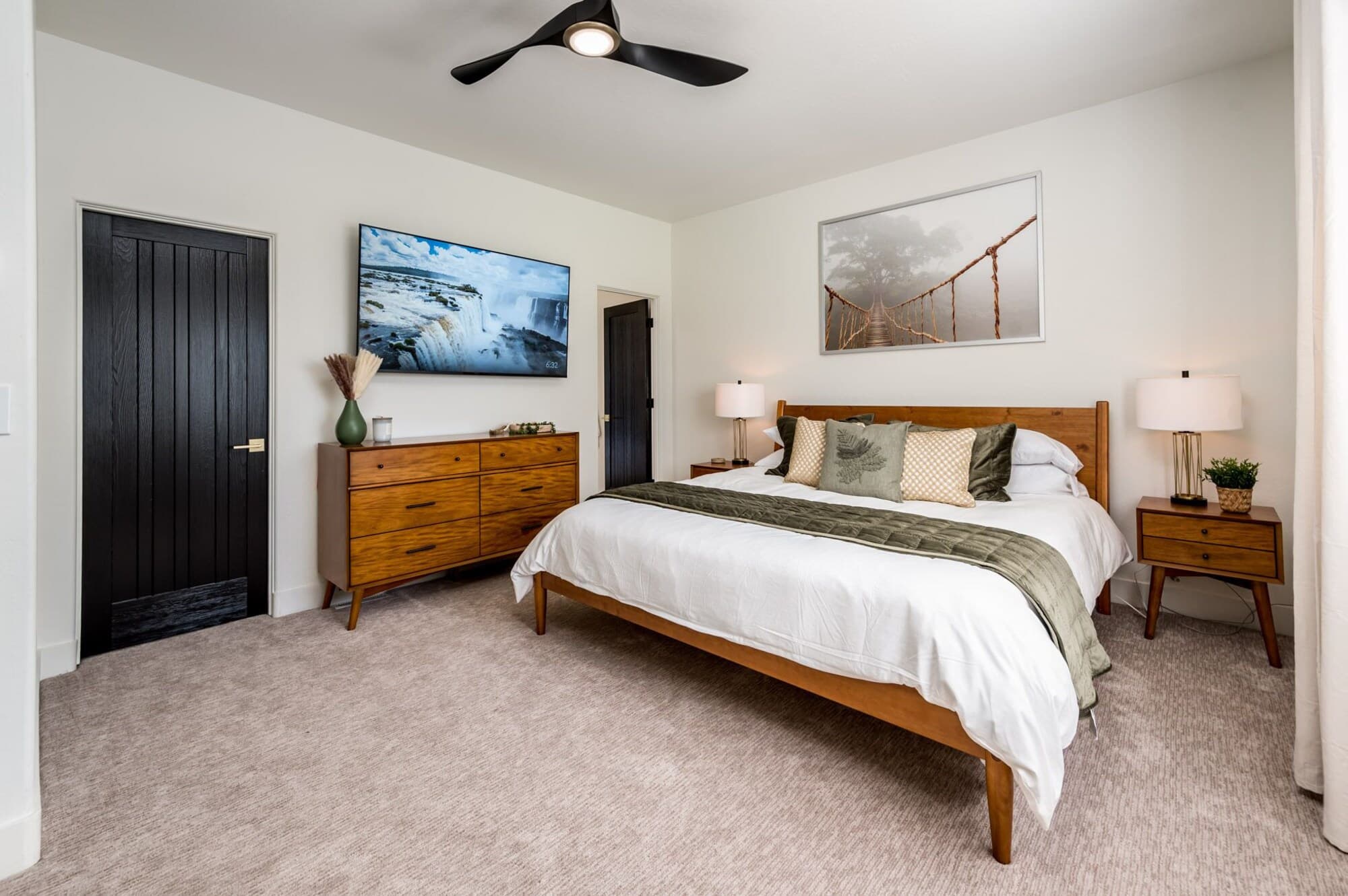 Pool-view king bedroom with private vanity