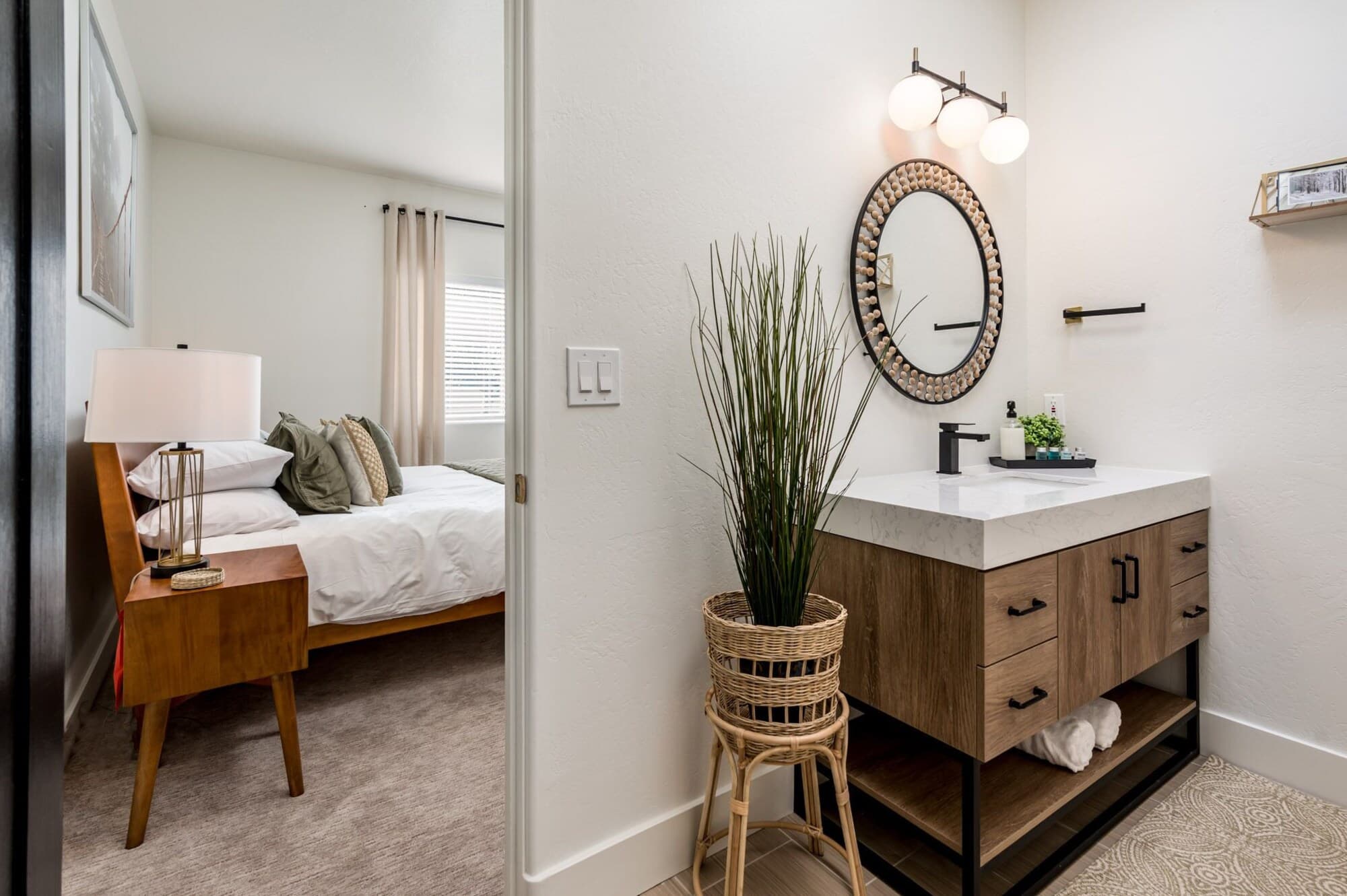 Restful guest room